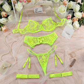 AVRIL LACE SET